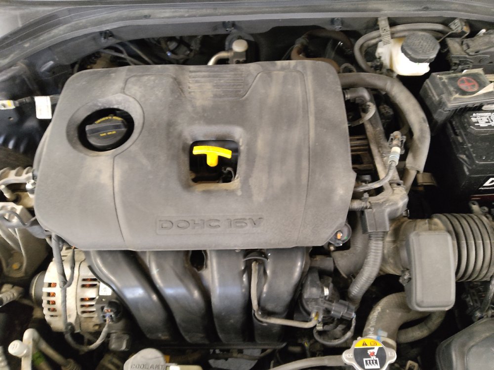 Used 2020 Hyundai Elantra SE FWD image 30