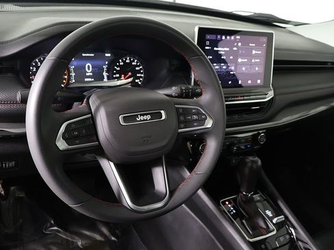 Used 2022 Jeep Compass Trailhawk w/ Sun and Sound Group image 24