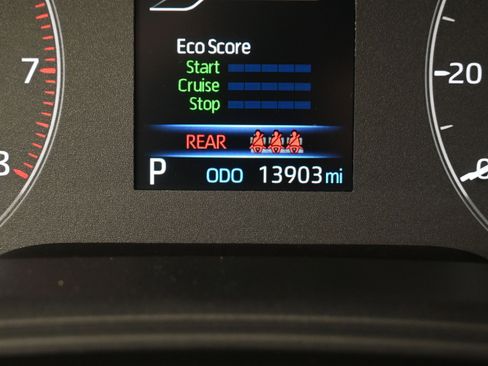 Used 2024 Toyota Corolla Cross AWD Hybrid image 16