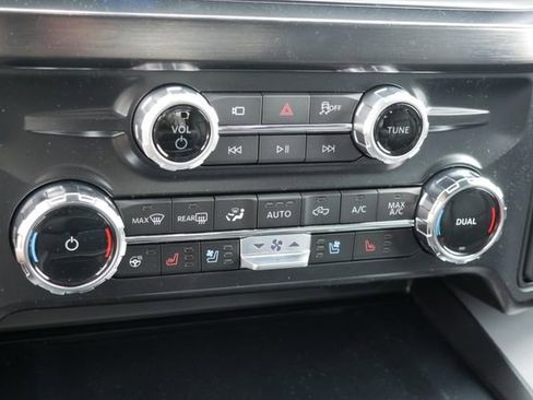New 2026 Ford F350 Lariat w/ Chrome Package AWD/4WD image 22