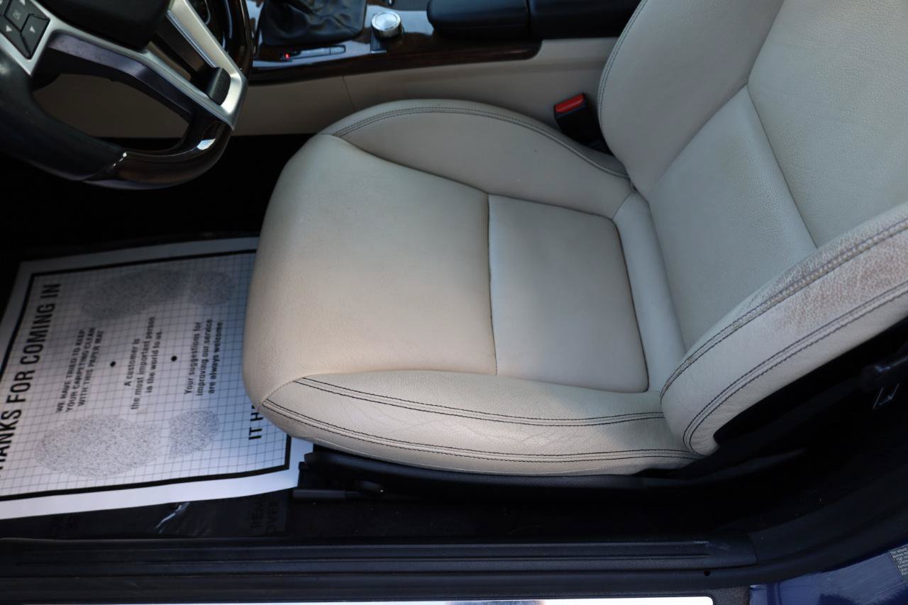 Used 2015 Mercedes-Benz SLK 350 image 8