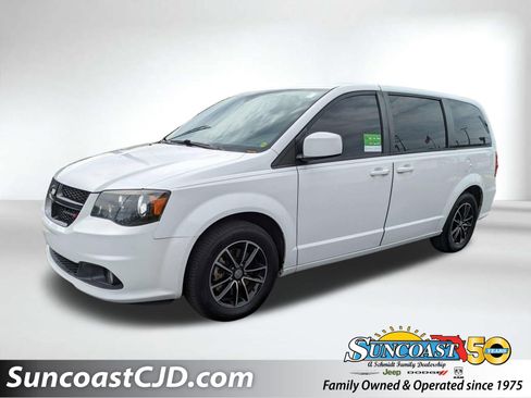 Certified 2019 Dodge Grand Caravan SXT w/ Blacktop Package FWD image 1