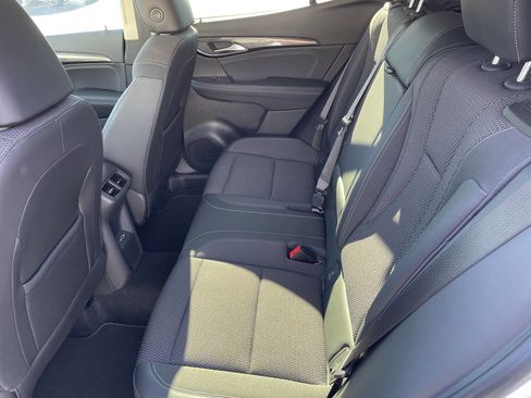 Used 2022 Buick Envision Preferred image 4