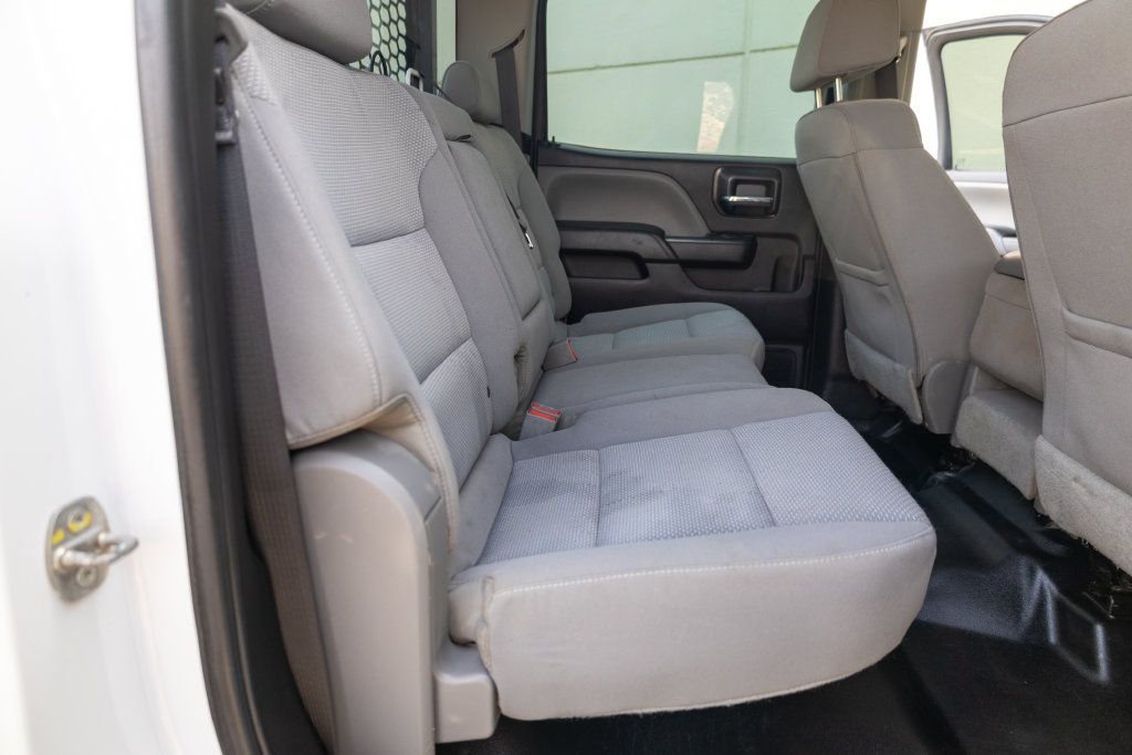 Used 2018 GMC Sierra 3500 4x4 Crew Cab w/ Sierra Convenience Package image 12