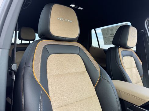 New 2026 Chevrolet Equinox ACTIV w/ Safety and Technology Package image 24