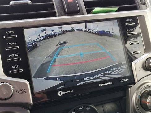 Used 2020 Toyota 4Runner SR5 image 33