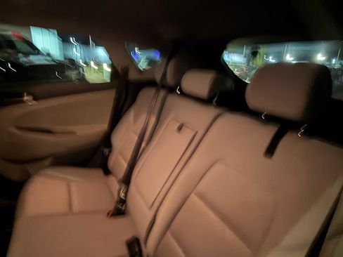 Used 2018 Hyundai Tucson SEL AWD/4WD image 10