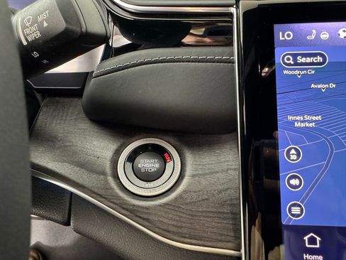 Used 2023 Jeep Grand Cherokee L Overland w/ Trailer Tow Group (B) image 22