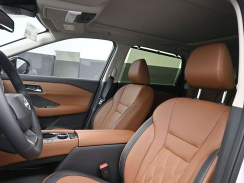 New 2026 Nissan Rogue Platinum w/ Platinum Premium Package image 11