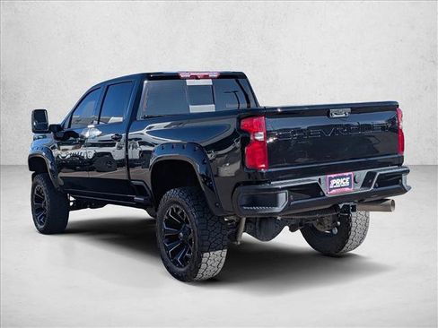 Used 2024 Chevrolet Silverado 2500 LTZ w/ LTZ Convenience Package image 7