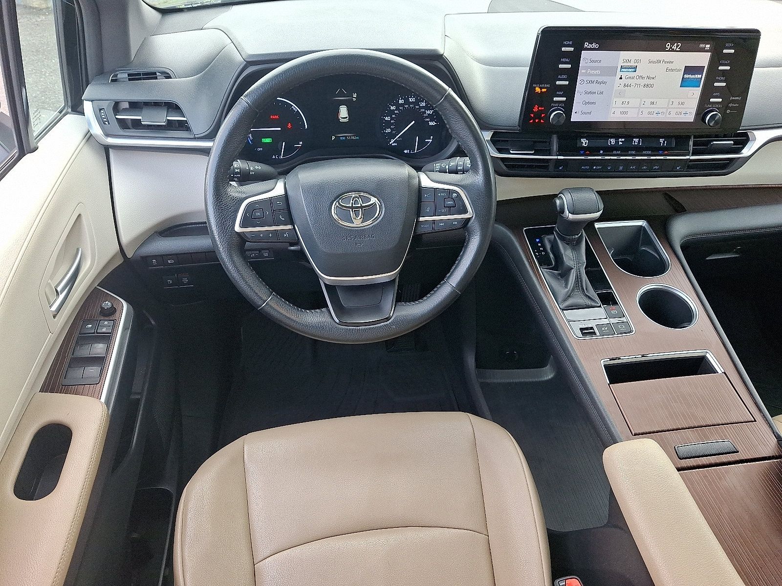 Used 2021 Toyota Sienna XLE AWD/4WD image 12
