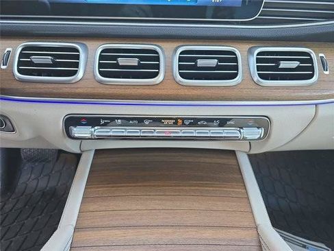 Certified 2025 Mercedes-Benz GLE 450 4MATIC image 32