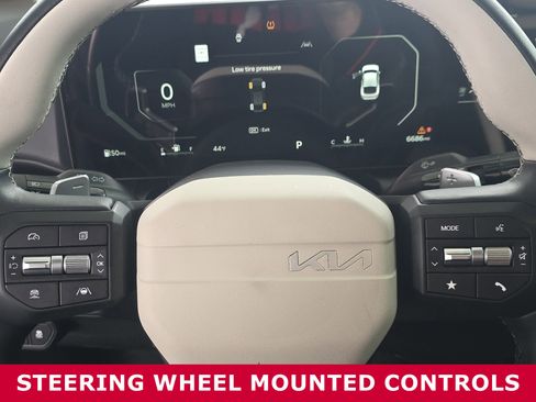 Used 2025 Kia K4 GT-Line w/ GT-Line Premium Package image 18