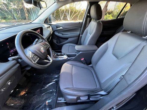 Used 2025 Buick Encore GX Preferred image 24