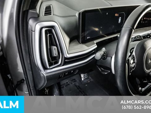 Used 2024 Kia Sorento SX Prestige image 35