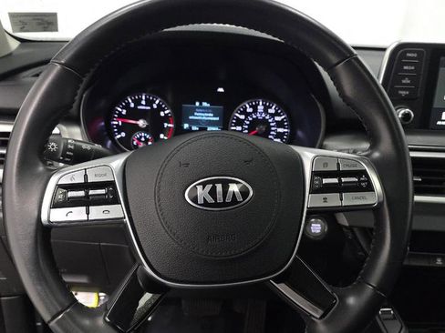 Used 2021 Kia Telluride S FWD image 11