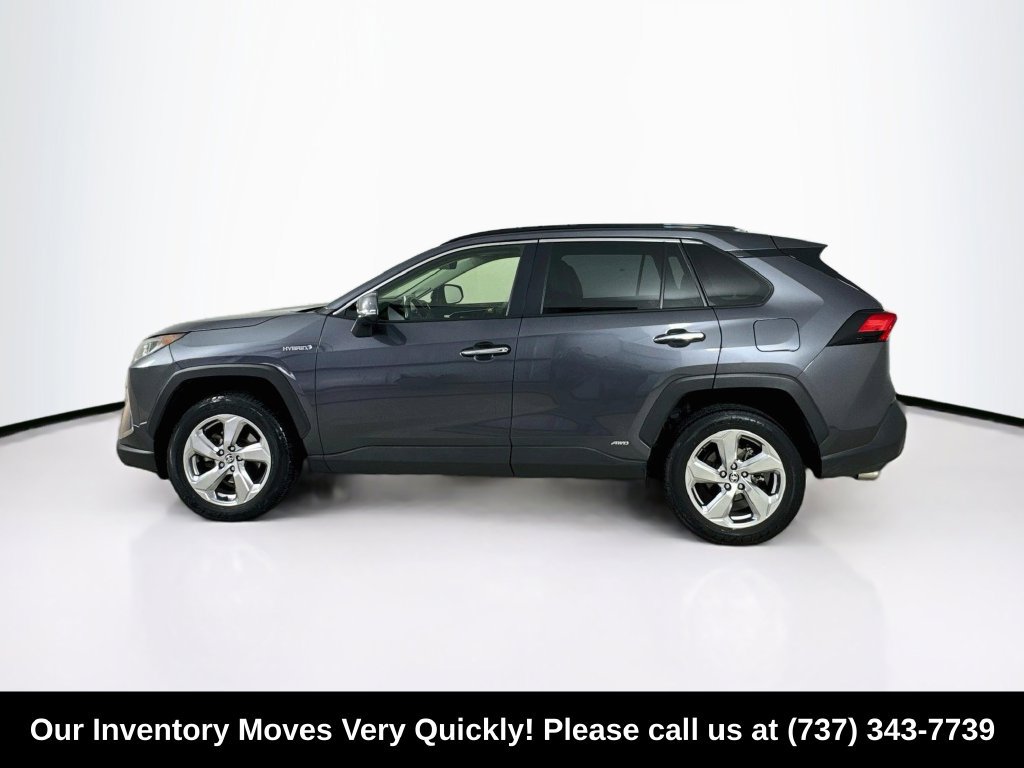 Used 2020 Toyota RAV4 Limited AWD/4WD image 4