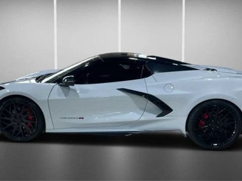 Used 2023 Chevrolet Corvette Stingray Premium Conv w/ Z51 Performance Package RWD image 16
