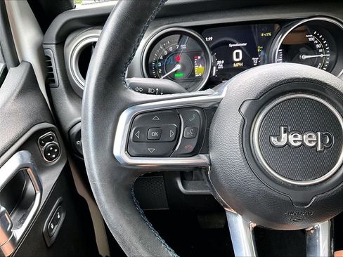 Used 2023 Jeep Wrangler Unlimited Rubicon 4xe w/ Cold Weather Group AWD/4WD image 18
