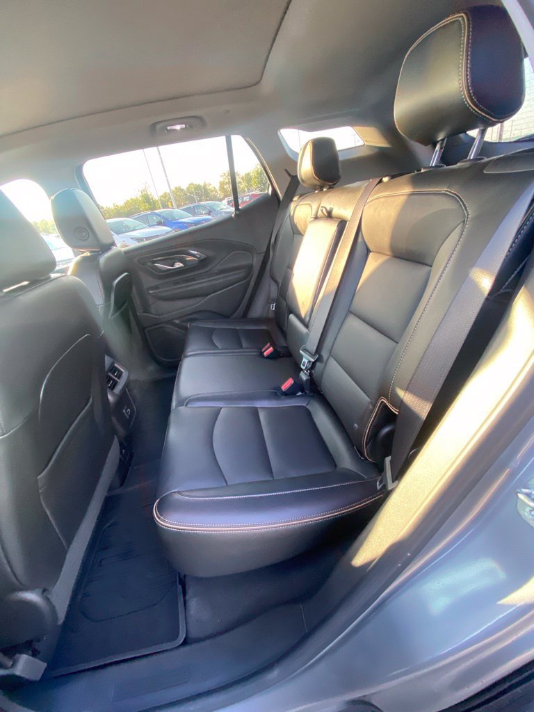 Used 2024 GMC Terrain AT4 w/ Infotainment Package II AWD/4WD image 24