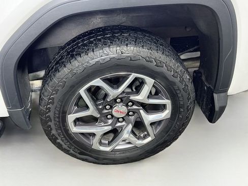 Certified 2023 GMC Sierra 1500 SLT w/ SLT Premium Package image 28