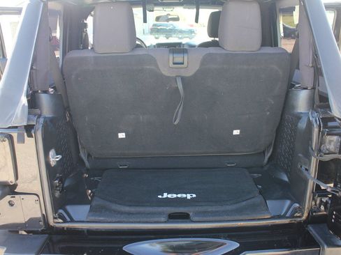 Used 2015 Jeep Wrangler Sport AWD/4WD image 35