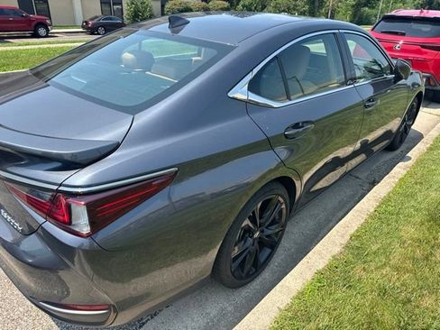 Used 2025 Lexus ES 300h F Sport w/ Accessory Package (Z1) FWD image 6