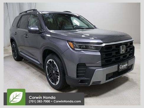 New 2026 Honda Pilot Touring image 1