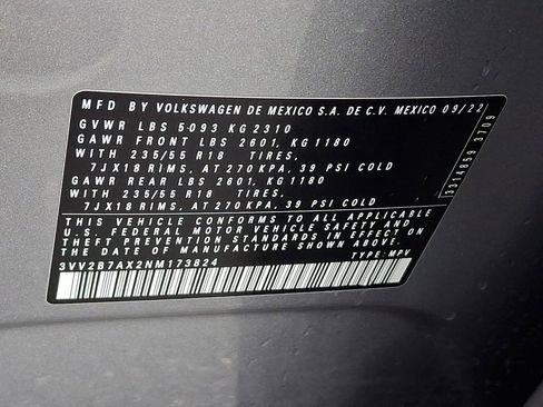 Used 2022 Volkswagen Tiguan SE AWD/4WD image 27