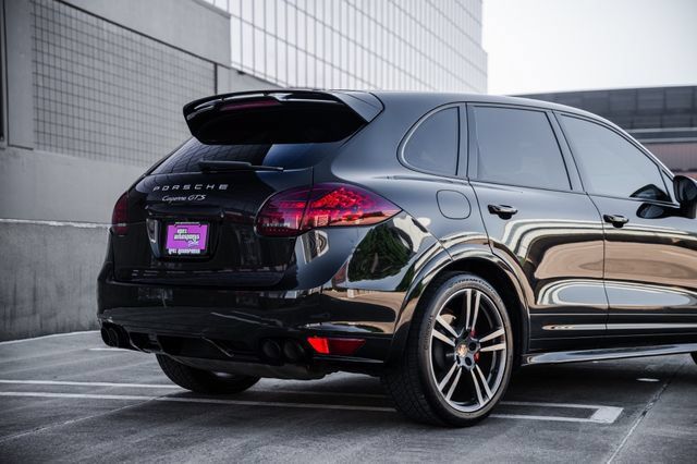 Used 2014 Porsche Cayenne GTS AWD/4WD image 49
