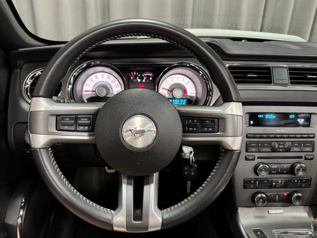 Used 2012 Ford Mustang GT Premium RWD image 19