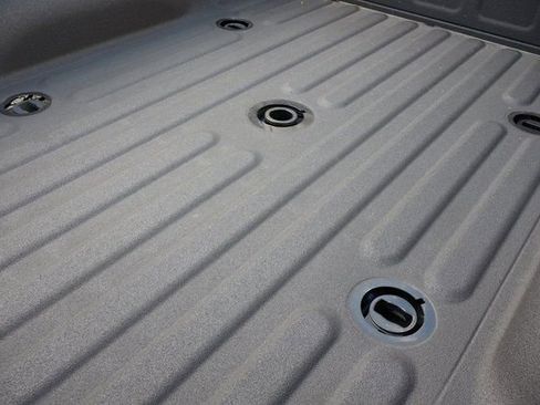 Used 2025 RAM 2500 Big Horn AWD/4WD image 37