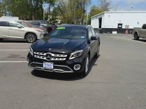 Used 2020 Mercedes-Benz GLA 250 4MATIC image 3