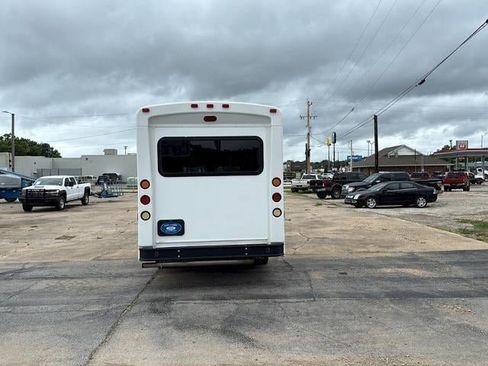 Used 2017 Ford Transit 350 138 DRW w/ Shuttle Bus Prep Package RWD image 7