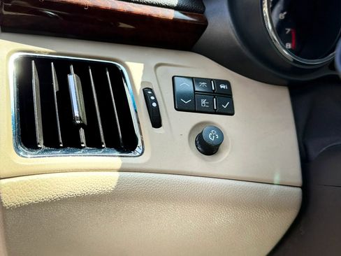 Used 2009 Cadillac CTS 3.6 AWD image 22