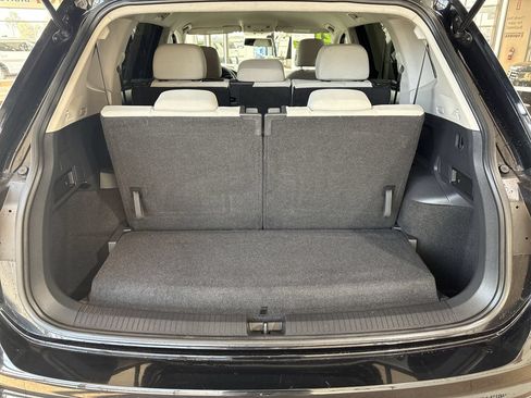 Used 2021 Volkswagen Tiguan S FWD image 24