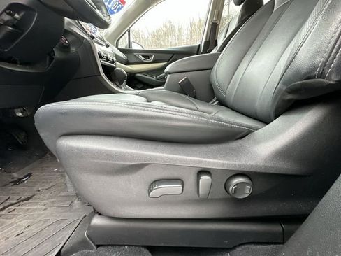 Used 2022 Subaru Ascent Limited w/ Technology Package image 16