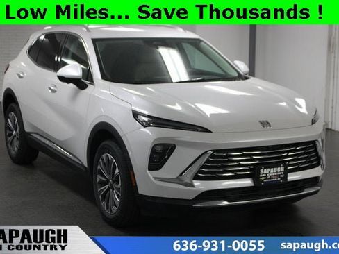 New 2025 Buick Envision Preferred image 1