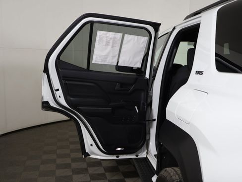 Used 2025 Toyota 4Runner SR5 image 19