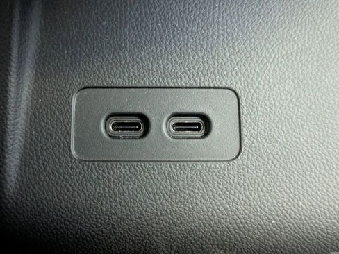 Certified 2024 Cadillac Lyriq Tech w/ Driver Assist Package image 15