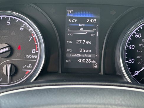 Used 2019 Toyota Camry LE image 20