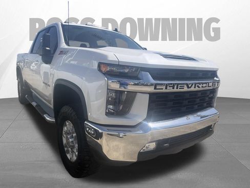 Used 2022 Chevrolet Silverado 2500 LT w/ Convenience Package AWD/4WD image 3