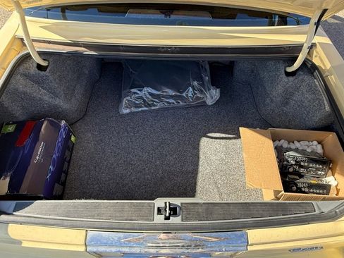 Used 1989 Cadillac De Ville Sedan FWD image 31