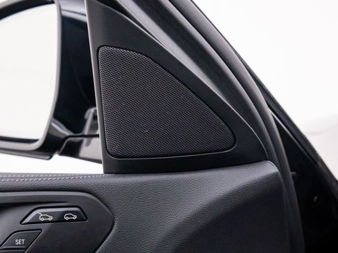 Used 2023 BMW X6 xDrive40i w/ Climate Comfort Package image 14