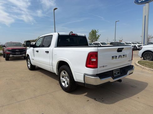 Used 2025 RAM 1500 Lone Star AWD/4WD image 3
