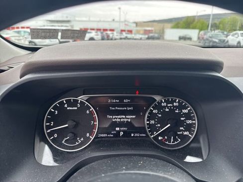 Certified 2021 Nissan Rogue SV AWD/4WD image 12