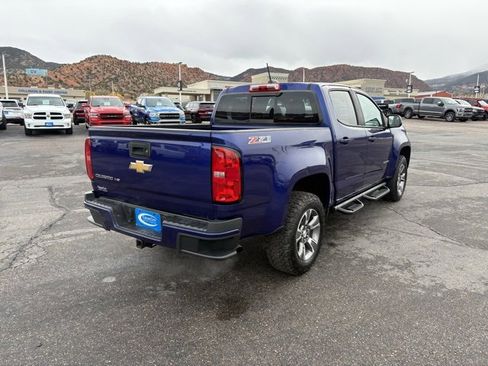 Used 2017 Chevrolet Colorado Z71 image 3