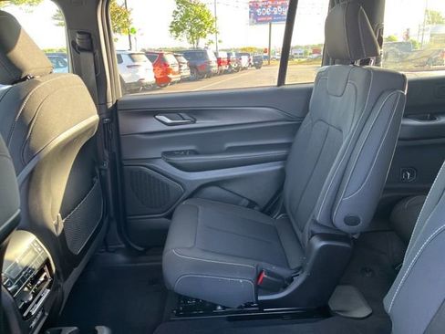 New 2026 Jeep Grand Cherokee L Laredo AWD/4WD image 14