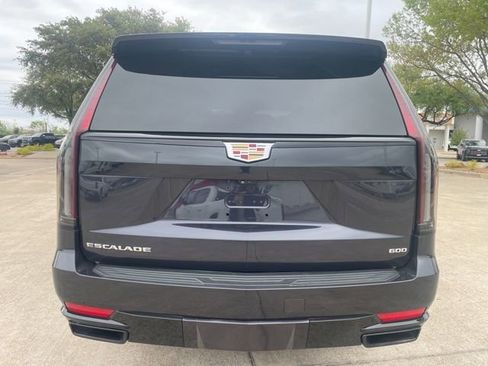Used 2023 Cadillac Escalade Sport image 6