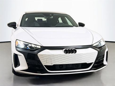Used 2023 Audi e-tron GT Premium Plus w/ Performance Package image 2